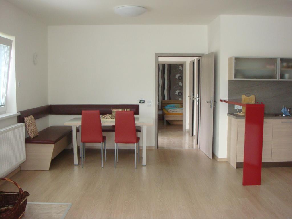 Apartman Kurdejov Hustopeče Rom bilde