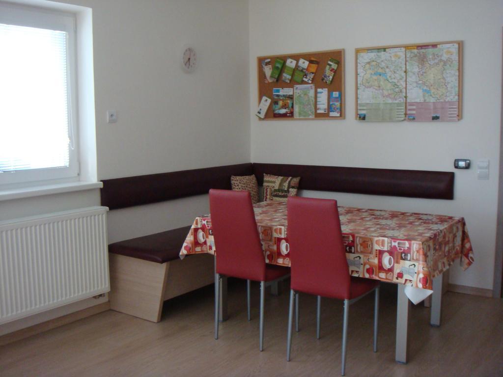 Apartman Kurdejov Hustopeče Eksteriør bilde